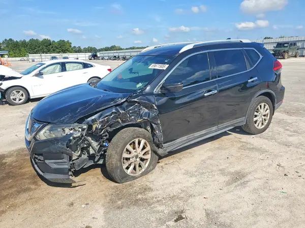 5N1AT2MT7HC868451 Nissan Rogue 2017 — daño Parte delantera, foto antes de reparar
