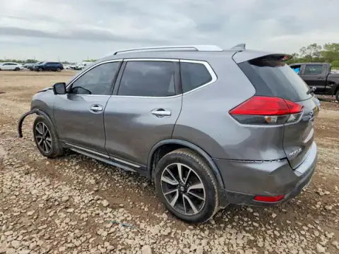 JN8AT2MV5HW024207 — 2017 Nissan Rogue, foto 2 de Copart, Parte delantera
