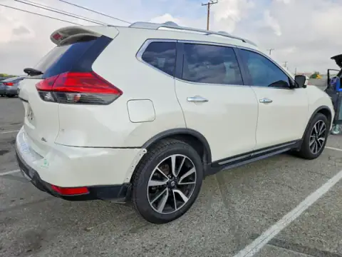 JN8AT2MT7HW151636 — 2017 Nissan Rogue, фото 3 з Copart 26.10.2026, Задня частина