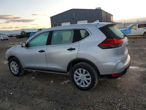 KNMAT2MT7HP555090 — 2017 Nissan Rogue, ფოტო 2, Copart 16.10.2026, წინა ნაწილი