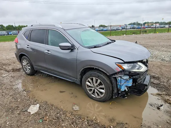 KNMAT2MT2HP595335 — 2017 Nissan Rogue, zdjęcie 4 z Copart, Przód
