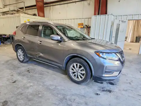 KNMAT2MT7JP562577 — 2018 Nissan Rogue, foto 4 de Copart, Lateral