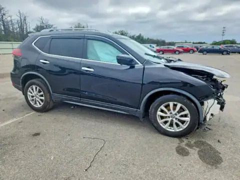 KNMAT2MT7JP601569 — 2018 Nissan Rogue, foto 4 de Copart, Parte delantera