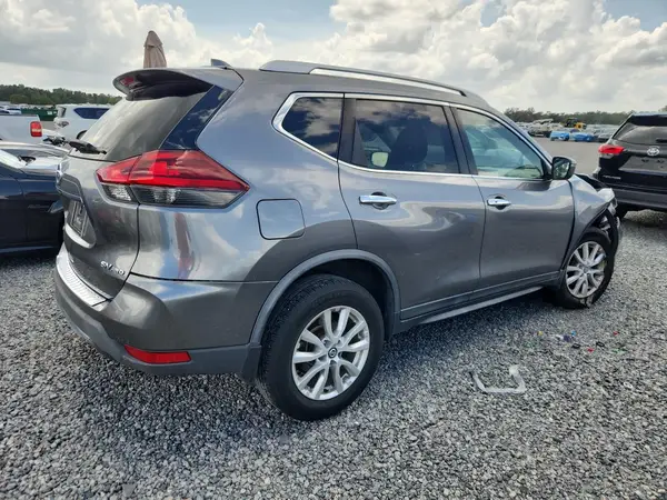 KNMAT2MVXJP617458 — 2018 Nissan Rogue, photo 3 from Copart, Front end