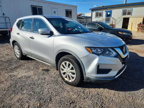 KNMAT2MT8JP558151 — 2018 Nissan Rogue, foto 4 de Copart 19.10.2026, Parte trasera