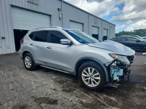 KNMAT2MT2JP592523 — 2018 Nissan Rogue, photo 4 from Copart 28.09.2026, Front end