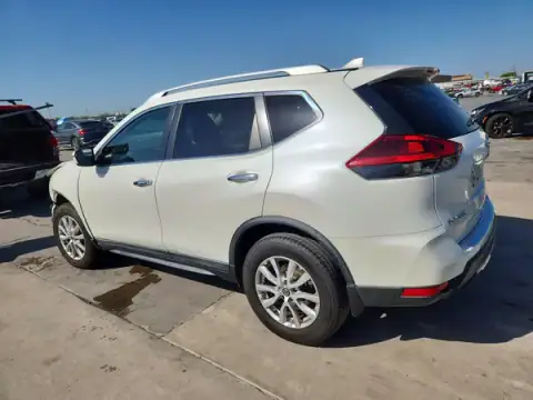 KNMAT2MTXJP545448 — 2018 Nissan Rogue, zdjęcie 2 z Copart 21.09.2026, Przód