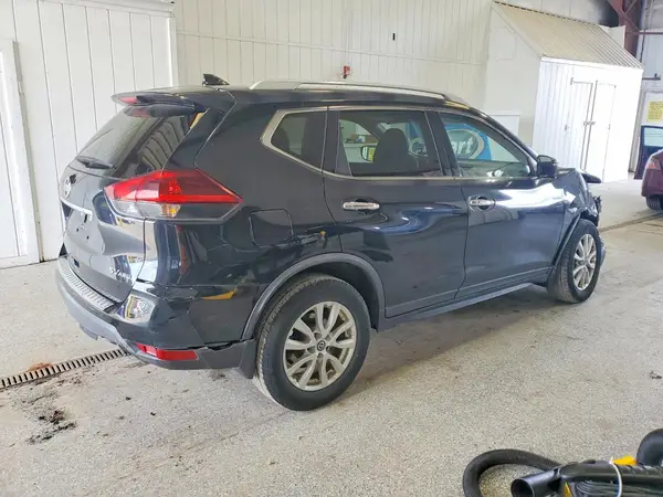 KNMAT2MV0JP603729 — 2018 Nissan Rogue, zdjęcie 3 z Copart 05.10.2026, Przód