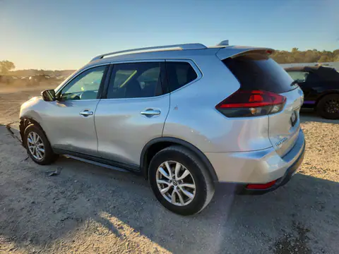 KNMAT2MV0JP568576 — 2018 Nissan Rogue, фото 2 с аукциона Copart 16.10.2026, Передняя часть