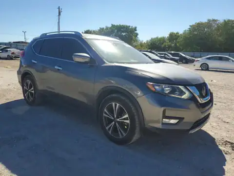JN8AT2MT7KW505100 — 2019 Nissan Rogue, foto 4 de Copart 20.10.2026, Parte trasera