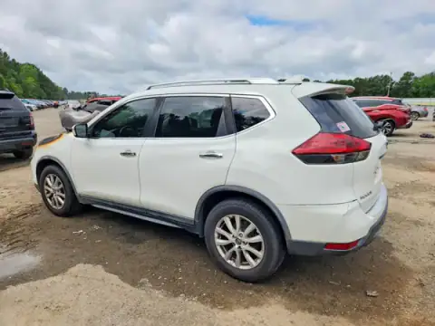KNMAT2MT6LP525555 — 2020 Nissan Rogue, zdjęcie 2 z Copart 01.10.2026, Pożar silnika