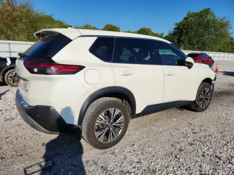JN8AT3BA2MW008563 — 2021 Nissan Rogue, фото 3 з Copart 26.10.2026, Передня частина