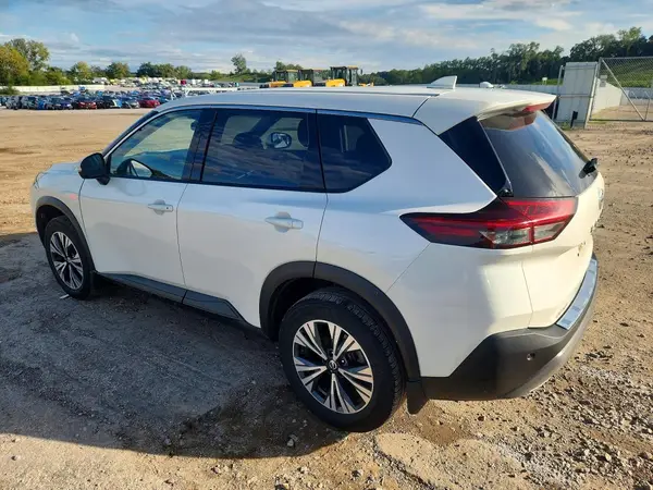 JN8AT3BA0MW015186 — 2021 Nissan Rogue, photo 2 from Copart, Front end