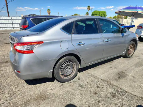 3N1AB7AP2EY255946 — 2014 Nissan Sentra, foto 3 de Copart 15.10.2026, Pequeñas abolladuras y arañazos