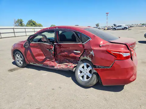 3N1AB7AP6GY263373 — 2016 Nissan Sentra, photo 2 from Copart 16.10.2026, Side