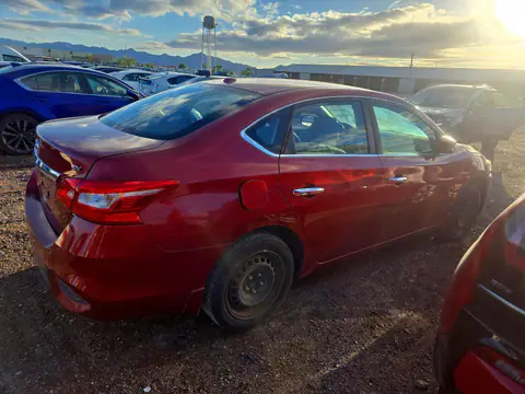 3N1AB7AP7GL652343 — 2016 Nissan Sentra, zdjęcie 3 z Copart 19.10.2026, Drobne wgniecenia i rysy