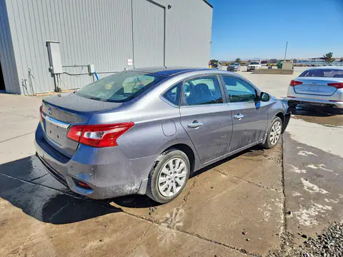 3N1AB7APXGY337751 — 2016 Nissan Sentra, foto 3 de Copart 15.10.2026, Parte delantera