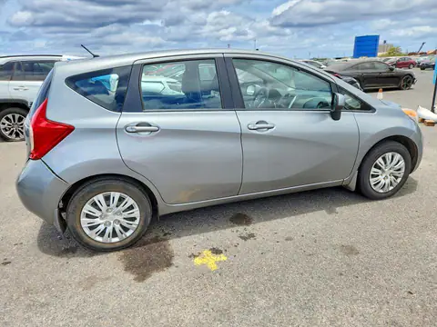 3N1CE2CP9EL390760 — 2014 Nissan Versa NOTE, zdjęcie 3 z Copart 19.10.2026, Tył