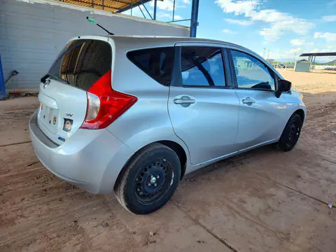 3N1CE2CP4FL407837 — 2015 Nissan Versa NOTE, photo 3 from Copart 20.10.2026, Side