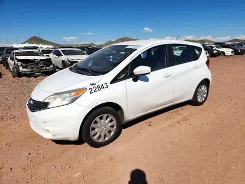 3N1CE2CP9GL364579 — 2016 Nissan Versa NOTE, Задняя часть (Rear End), фото до ремонта