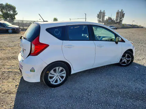 3N1CE2CP6HL358501 — 2017 Nissan Versa NOTE, photo 3 from Copart 27.10.2026, Rear end