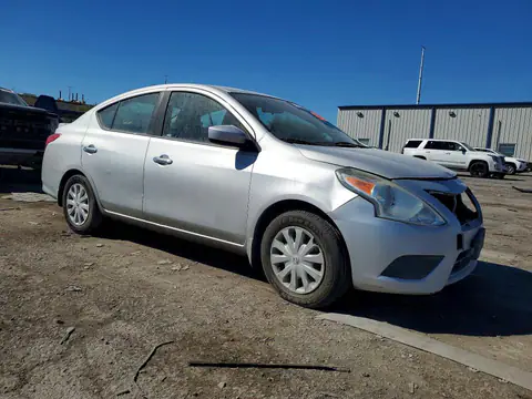 3N1CN7AP6GL833899 — 2016 Nissan Versa, photo 4 from Copart 15.10.2026, Front end