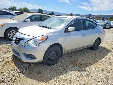 3N1CN7AP1HL849669 — 2017 Nissan Versa, Przód (Front End), zdjęć przed naprawą