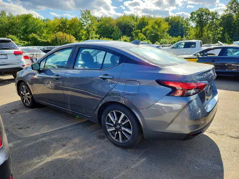 2021 Nissan Versa VIN 3N1CN8EV6ML856318 фото 2