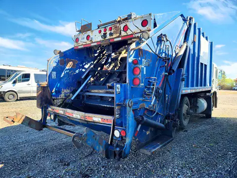 2001 PETERBILT 320 VIN 1NPZH07X71D713046 фото 3