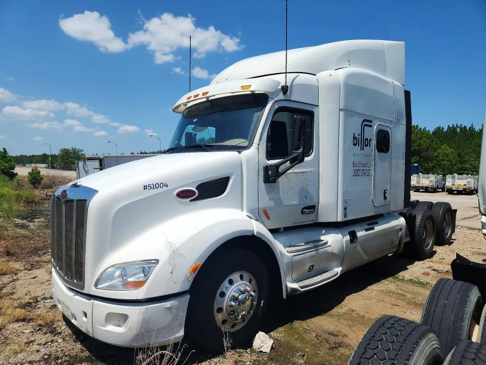 2016 PETERBILT 579 VIN 1XPBDP8X2GD371220 фото 1