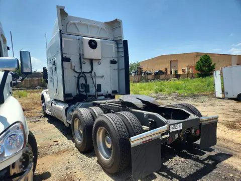2016 PETERBILT 579 VIN 1XPBDP8X2GD371220 фото 2