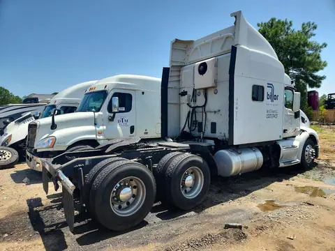 2016 PETERBILT 579 VIN 1XPBDP8X2GD371220 фото 3