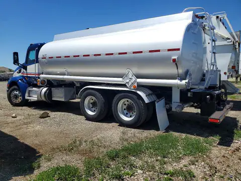 2017 PETERBILT 579 VIN 1NPBLP9X2HD368928 фото 3