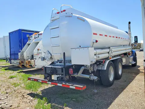 2017 PETERBILT 579 VIN 1NPBLP9X2HD368928 фото 4