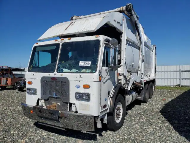 2013 PETERBILT - VIN 3BPZX20X8DF208582 фото 2