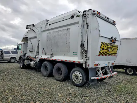 2013 PETERBILT - VIN 3BPZX20X8DF208582 фото 3