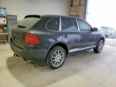 2004 PORSCHE CAYENNE VIN WP1AB29P04LA72801 фото 3