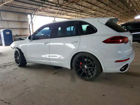 WP1AC2A20HLA92436 — 2017 Porsche Cayenne, photo 2 from Copart 26.10.2026, Front end