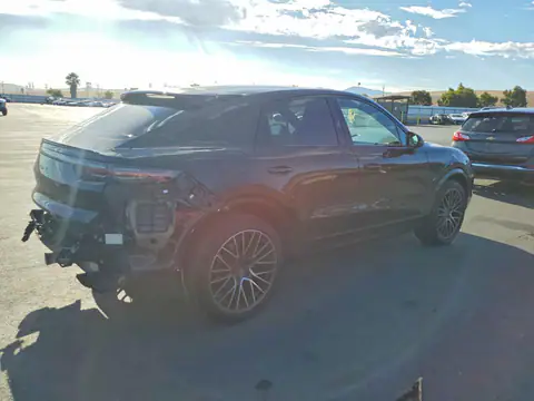 WP1BA2AYXMDA42873 — 2021 Porsche Cayenne, фото 3 с аукциона Copart 14.10.2026, Задняя часть