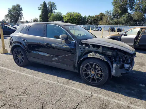 WP1AA2AY6PDA01575 — 2023 Porsche Cayenne, фото 4 с аукциона Copart 29.09.2026, Передняя часть