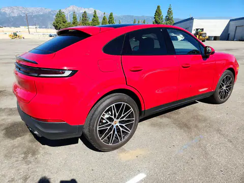 WP1BA2AY6RDA54364 — 2024 Porsche Cayenne, photo 3 from Copart, Front end