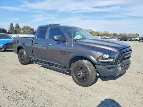 1C6RR7GT9MS562423 — 2021 RAM 1500 Classic, zdjęcie 4 z Copart 27.10.2026, Przód