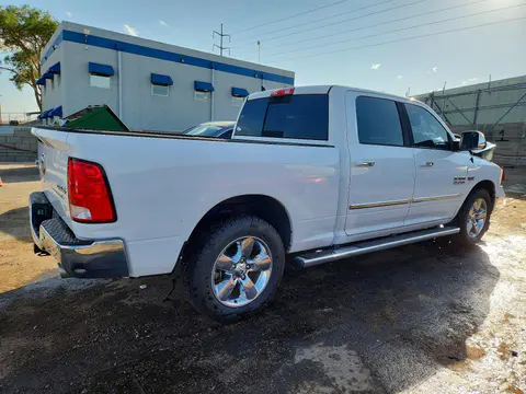 2015 RAM 1500 VIN 1C6RR7TT7FS661895 фото 3