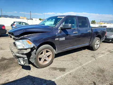 1C6RR6KT2FS654378 — 2015 RAM 1500, Przód (Front End), zdjęć przed naprawą