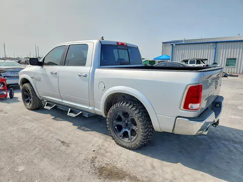 2017 RAM 1500 VIN 1C6RR7NT7HS678129 фото 2
