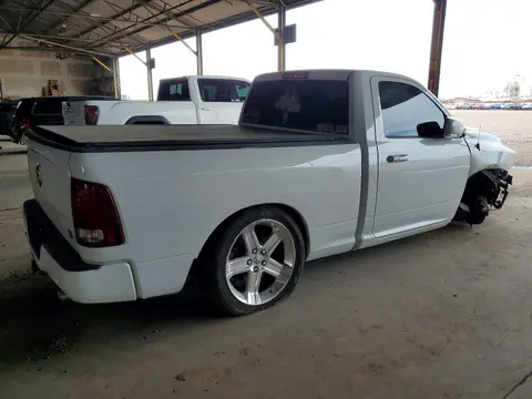 2017 RAM 1500 VIN 3C6JR6CT1HG668293 фото 3