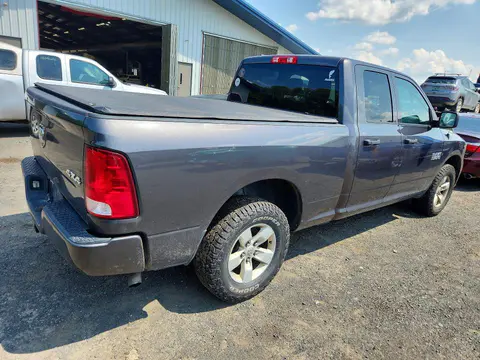 2018 RAM 1500 VIN 1C6RR7FG2JS137321 фото 3