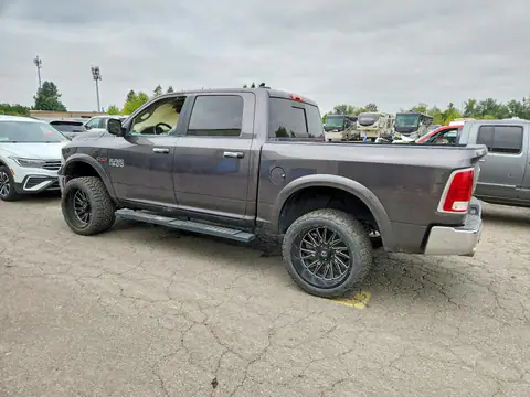 1C6RR7NM1JS353636 — 2018 RAM 1500, zdjęcie 2 z Copart 19.10.2026, Bok