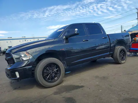 1C6RR7LT3JS126068 — 2018 RAM 1500, ПЕРЕДНЯЯ ЧАСТЬ (Front End), фото до ремонта