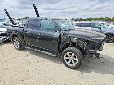 1C6RR7NM8JS230528 — 2018 RAM 1500, фото 4 з Copart 27.10.2026, Передня частина